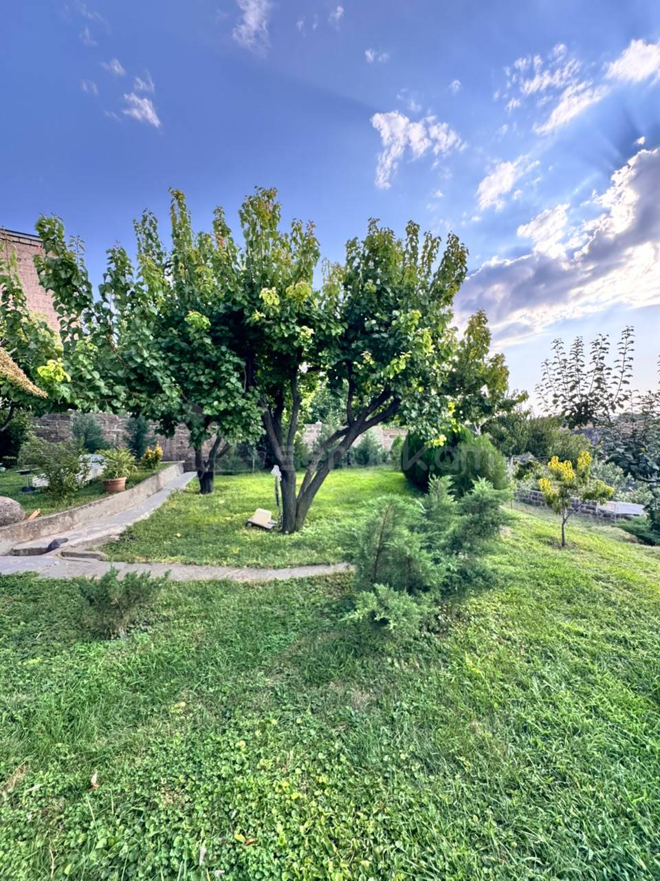 6 Սենյականոց Ամառանոց, 175քմ, Ավտոտնակով