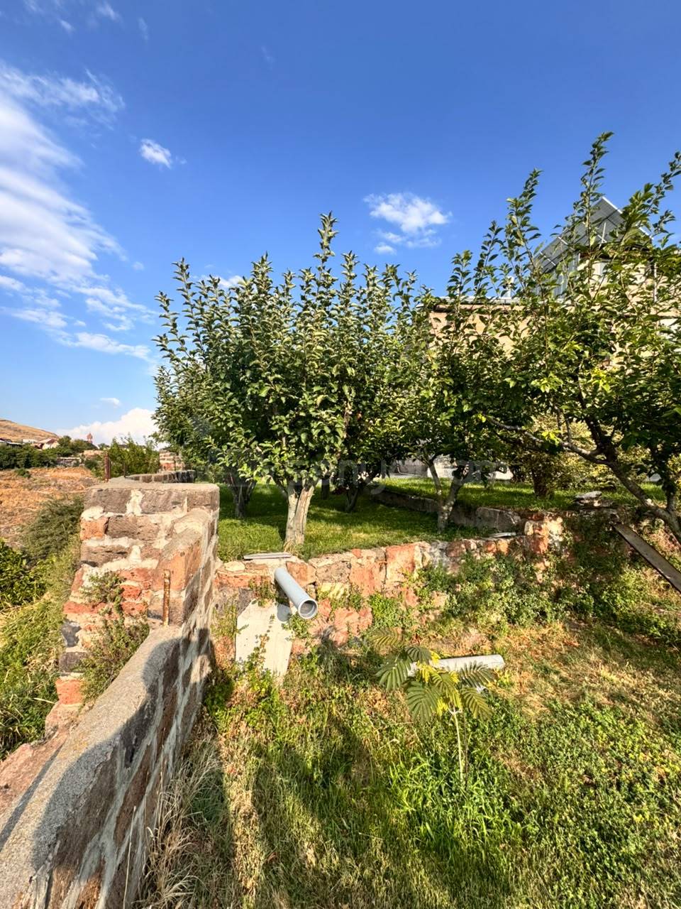 6 Սենյականոց Ամառանոց, 175քմ, Ավտոտնակով