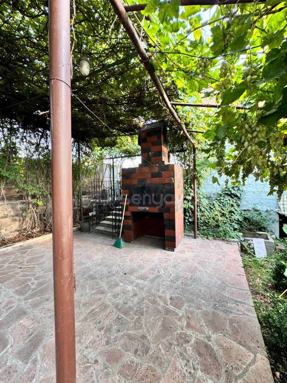 6 Սենյականոց Ամառանոց, 175քմ, Ավտոտնակով
