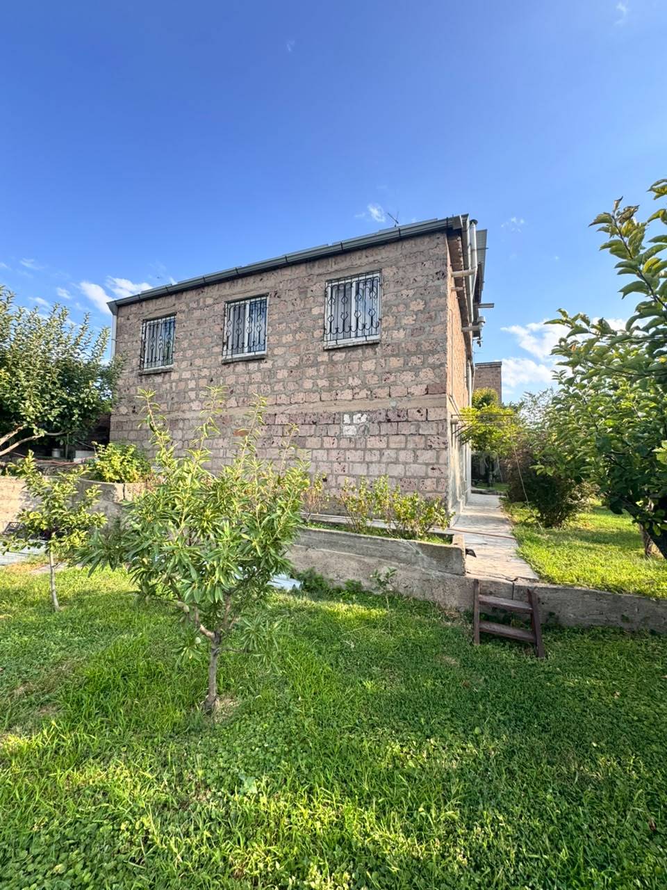 6 Սենյականոց Ամառանոց, 175քմ, Ավտոտնակով