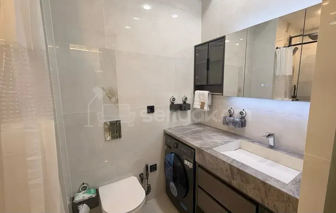 3 Սենյականոց Բնակարան Նորակառույցում, 70քմ, 13/20 հարկ, Դիզայներական Վերանորոգված, Կահավորված, Արևկող