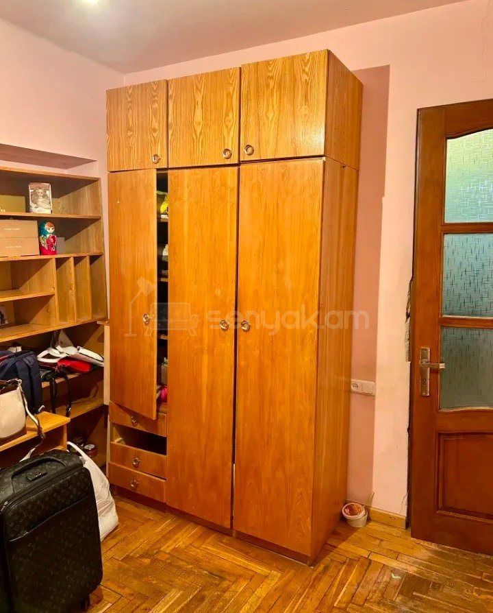 4 Սենյականոց Բնակարան, 92քմ, 1/7 հարկ, Նորմալ Վիճակում