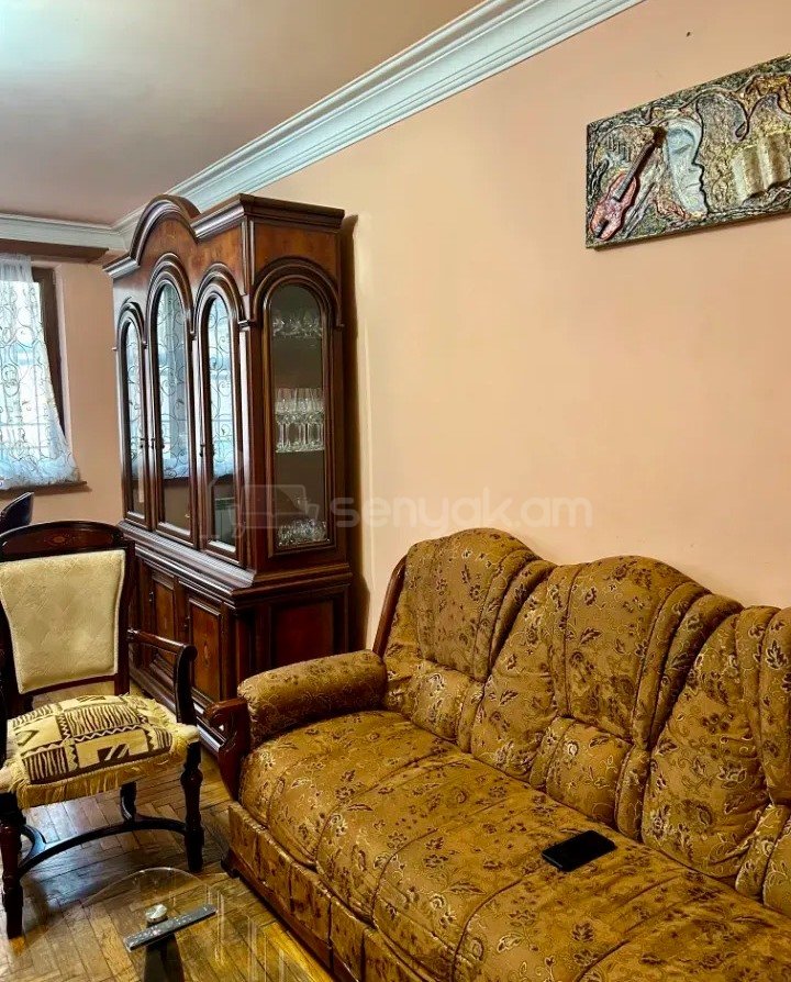 4 Սենյականոց Բնակարան, 92քմ, 1/7 հարկ, Նորմալ Վիճակում