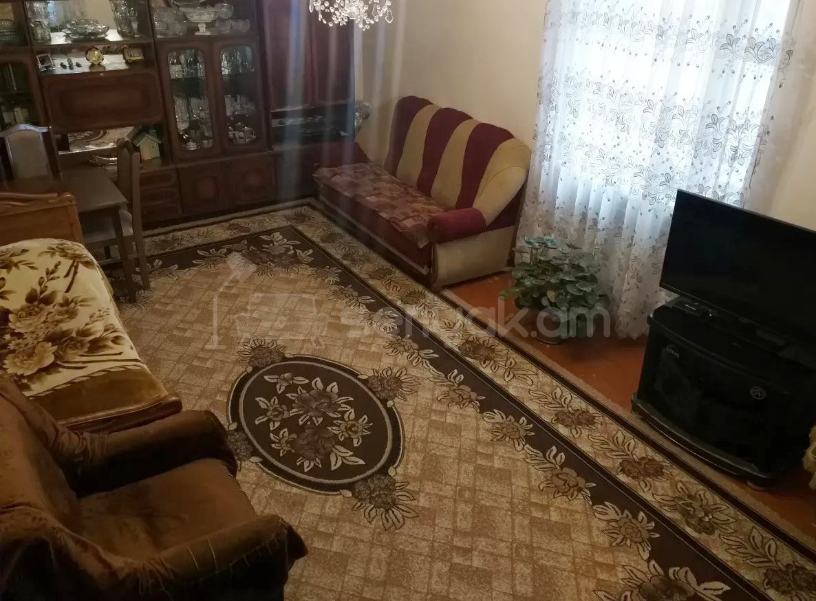 4 Սենյականոց Սեփական Տուն, 80քմ, Նորմալ Վիճակում, Ավտոտնակով