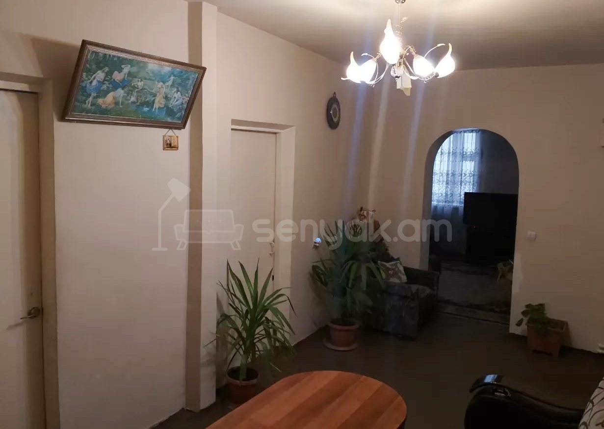 4 Սենյականոց Սեփական Տուն, 80քմ, Նորմալ Վիճակում, Ավտոտնակով