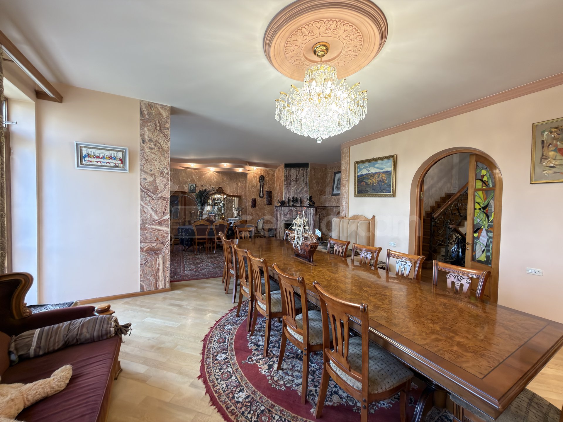 7 Սենյականոց Սեփական Տուն, 800քմ, Կապիտալ Վերանորոգված, Ավտոտնակով