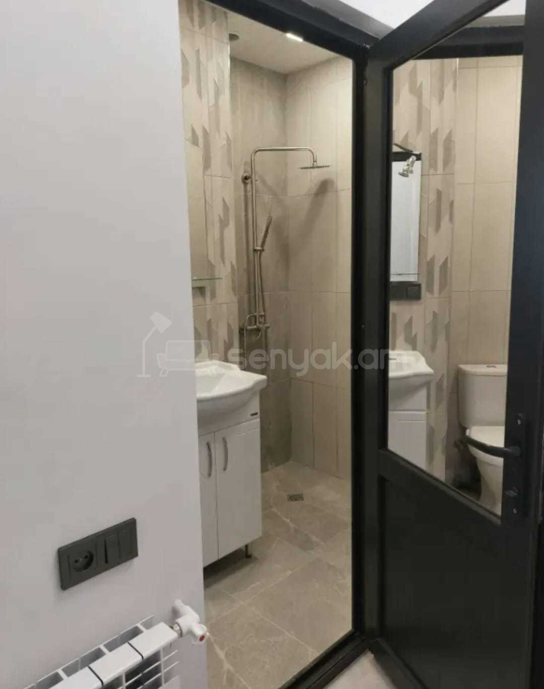 2 Սենյականոց Բնակարան Նորակառույցում, 45քմ, 10/10 հարկ, Դիզայներական Վերանորոգված, Կահավորված, Արևկող