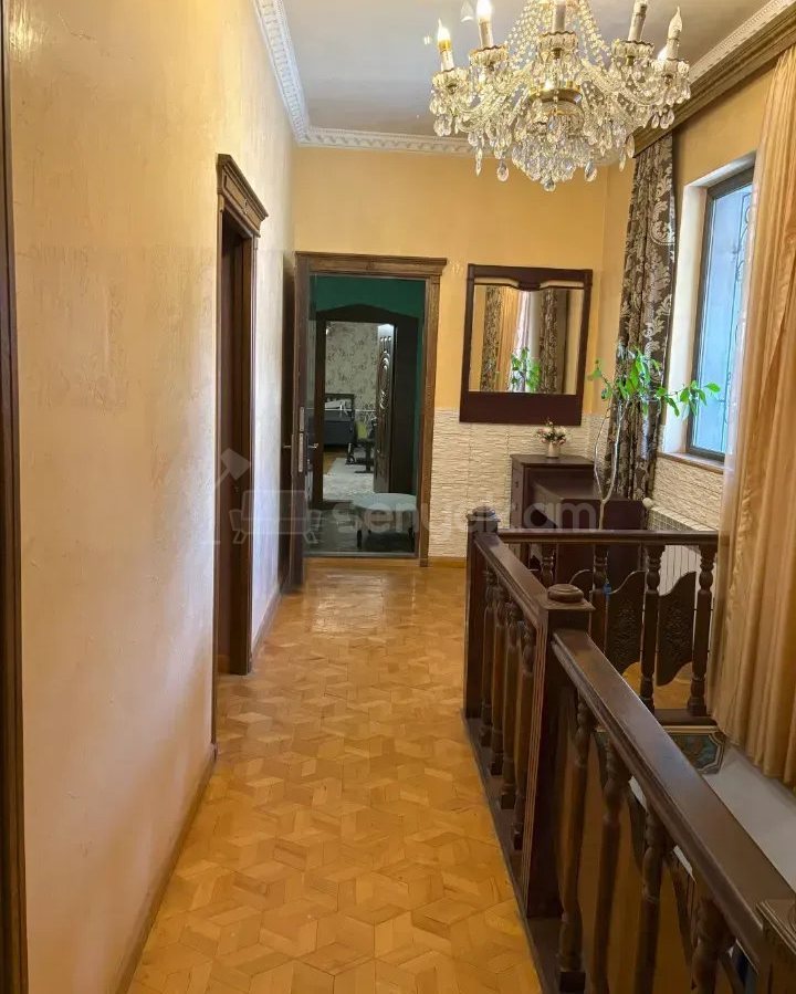 6 Սենյականոց Սեփական Տուն, 220քմ, Կապիտալ Վերանորոգված, Ավտոտնակով