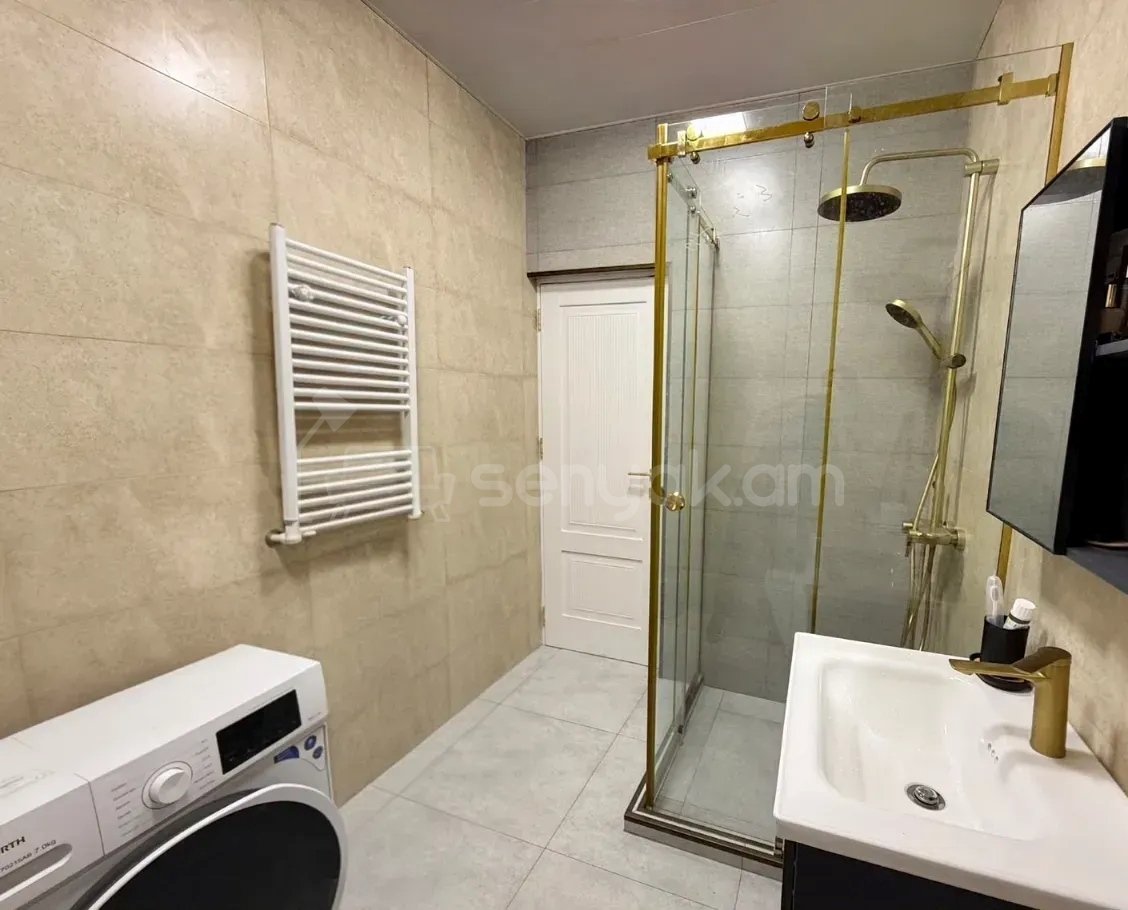 2 Սենյականոց Բնակարան, 46քմ, 13/16 հարկ, Կապիտալ Վերանորոգված