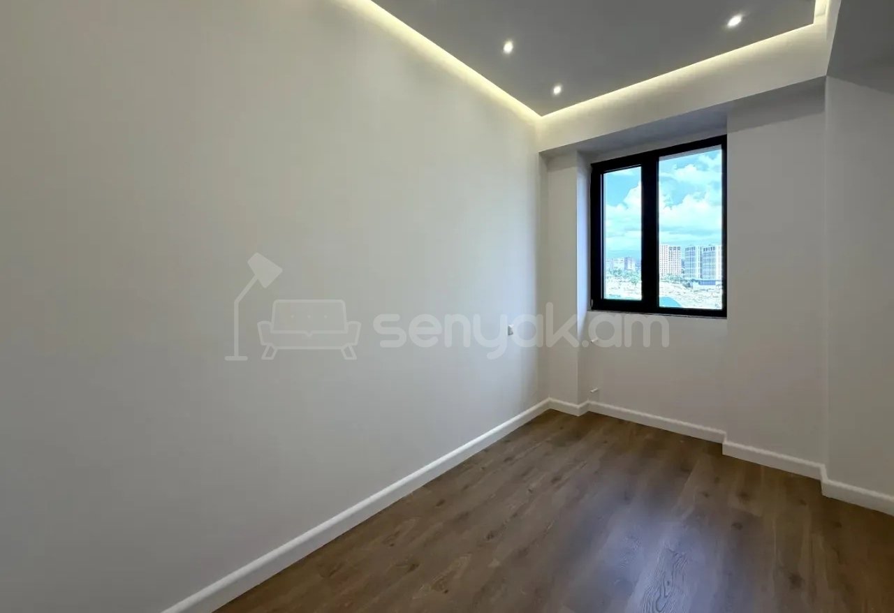 4 Սենյականոց Բնակարան Նորակառույցում, 111քմ, 2/18 հարկ, Կապիտալ Վերանորոգված