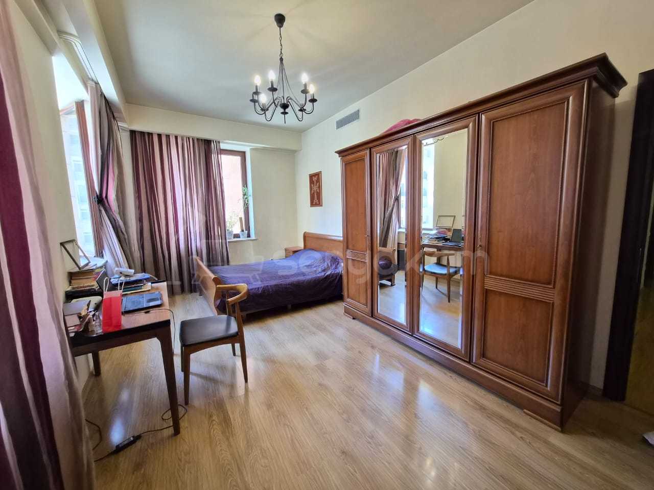 4 Սենյականոց Բնակարան Նորակառույցում, 153քմ, 4/8 հարկ, Կապիտալ Վերանորոգված