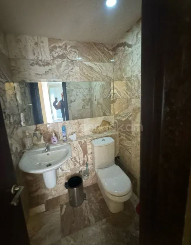 Նորակառույց Օֆիսային Տարածք, 360քմ