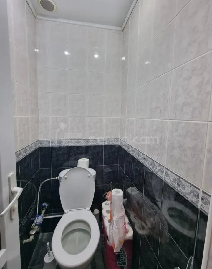3 Սենյականոց Բնակարան, 85քմ, 11/14 հարկ, Նորմալ Վիճակում, Կահավորված
