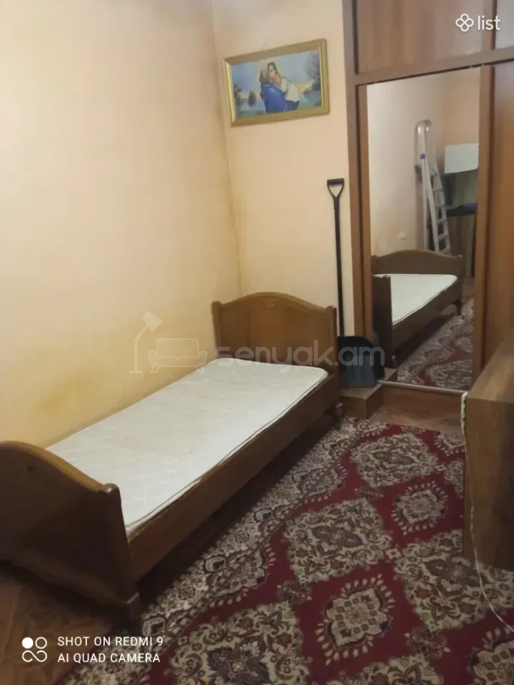 2 Սենյականոց Բնակարան Քարե Շենքում, 45քմ, 1/1 հարկ, Նորմալ Վիճակում, Կահավորված