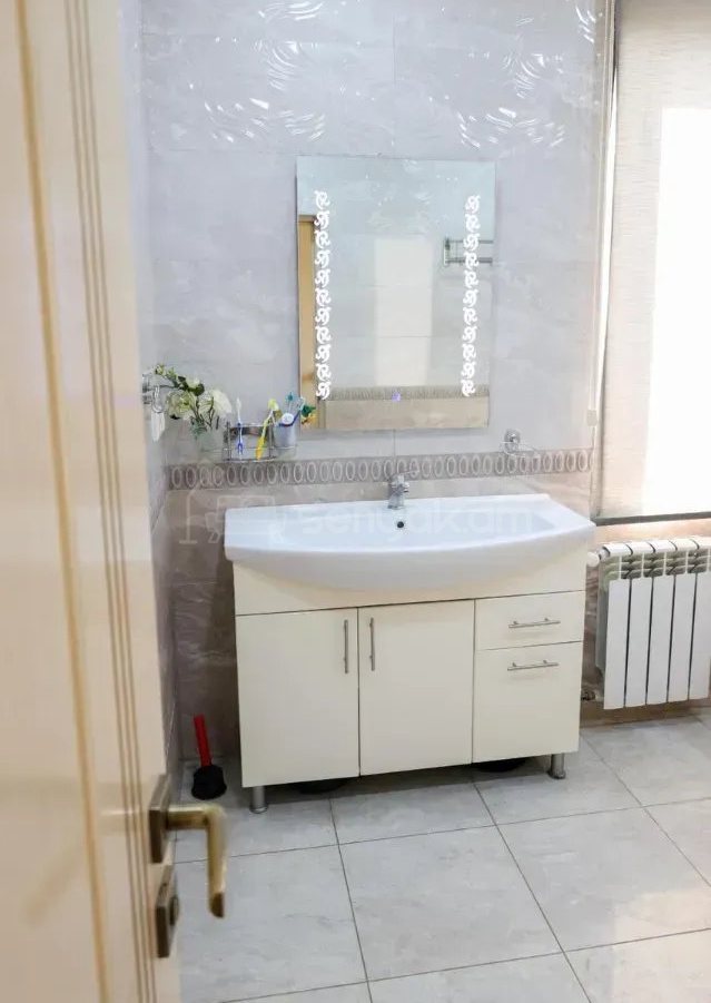 6 Սենյականոց Սեփական Տուն, 230քմ, Դիզայներական Վերանորոգված, Ավտոտնակով