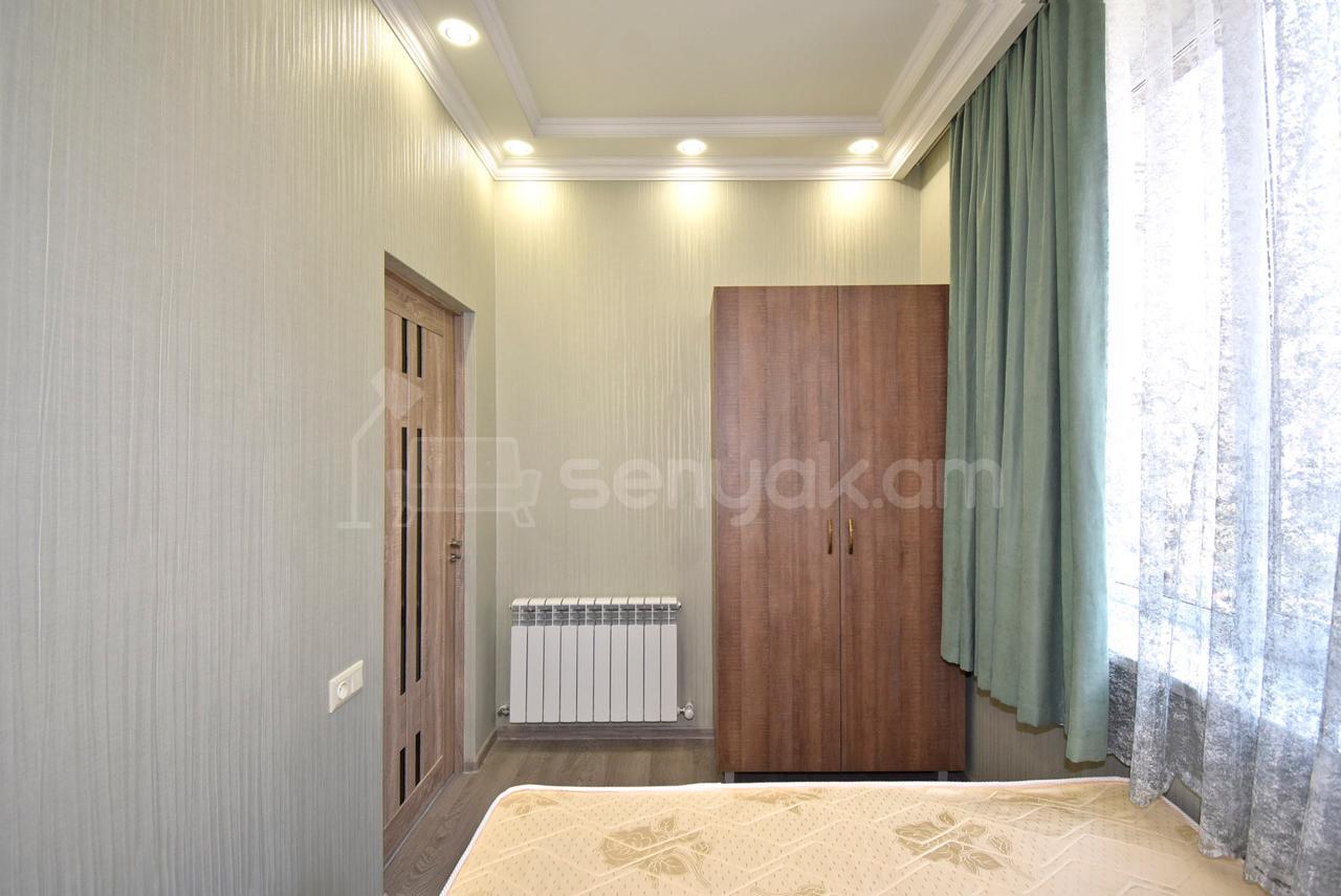 2 Սենյականոց Բնակարան, 50քմ, 3/5 հարկ, Կապիտալ Վերանորոգված