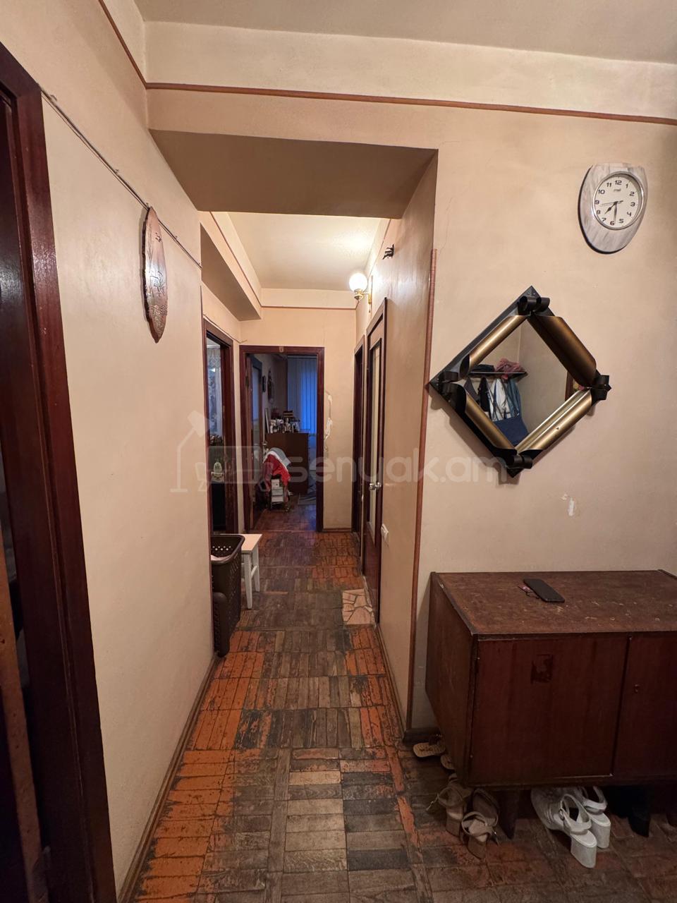 3 Սենյականոց Բնակարան, 89քմ, 2/9 հարկ, Պետական Վիճակում