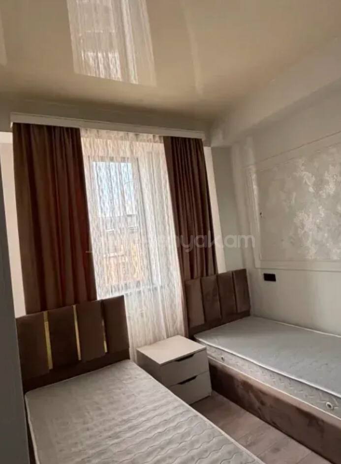 3 Սենյականոց Բնակարան Նորակառույցում, 74քմ, 2/10 հարկ, Կապիտալ Վերանորոգված, Կահավորված, Արևկող
