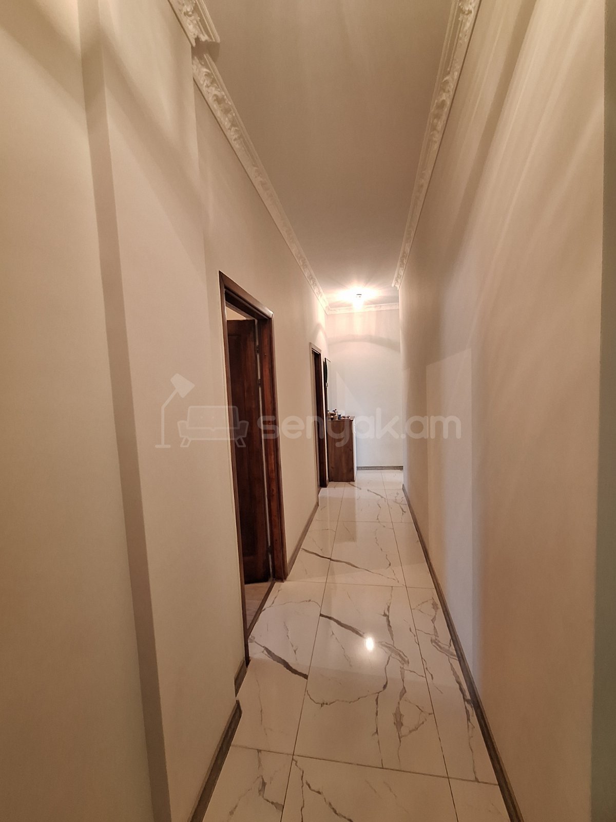 4 Սենյականոց Սեփական Տուն, 108քմ, Կապիտալ Վերանորոգված