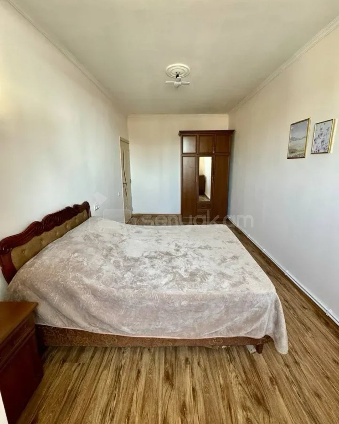 3 Սենյականոց Բնակարան Քարե Շենքում, 76քմ, 5/5 հարկ, Նորմալ Վիճակում, Կահավորված