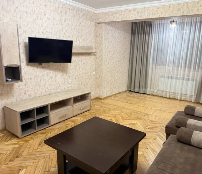 1 Սենյականոց Բնակարան Քարե Շենքում, 50քմ, 3/5 հարկ, Կոսմետիկ Վերանորոգված, Կահավորված
