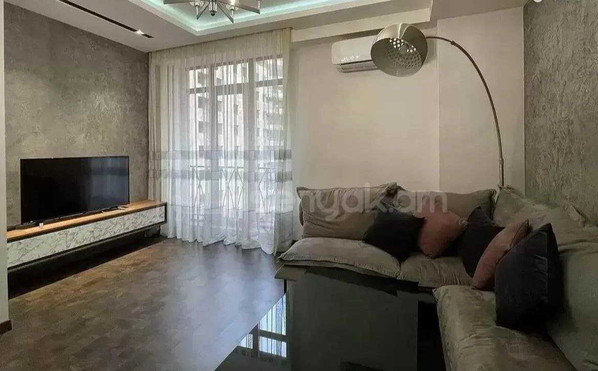 3 Սենյականոց Բնակարան Նորակառույցում, 80քմ, 9/11 հարկ, Դիզայներական Վերանորոգված