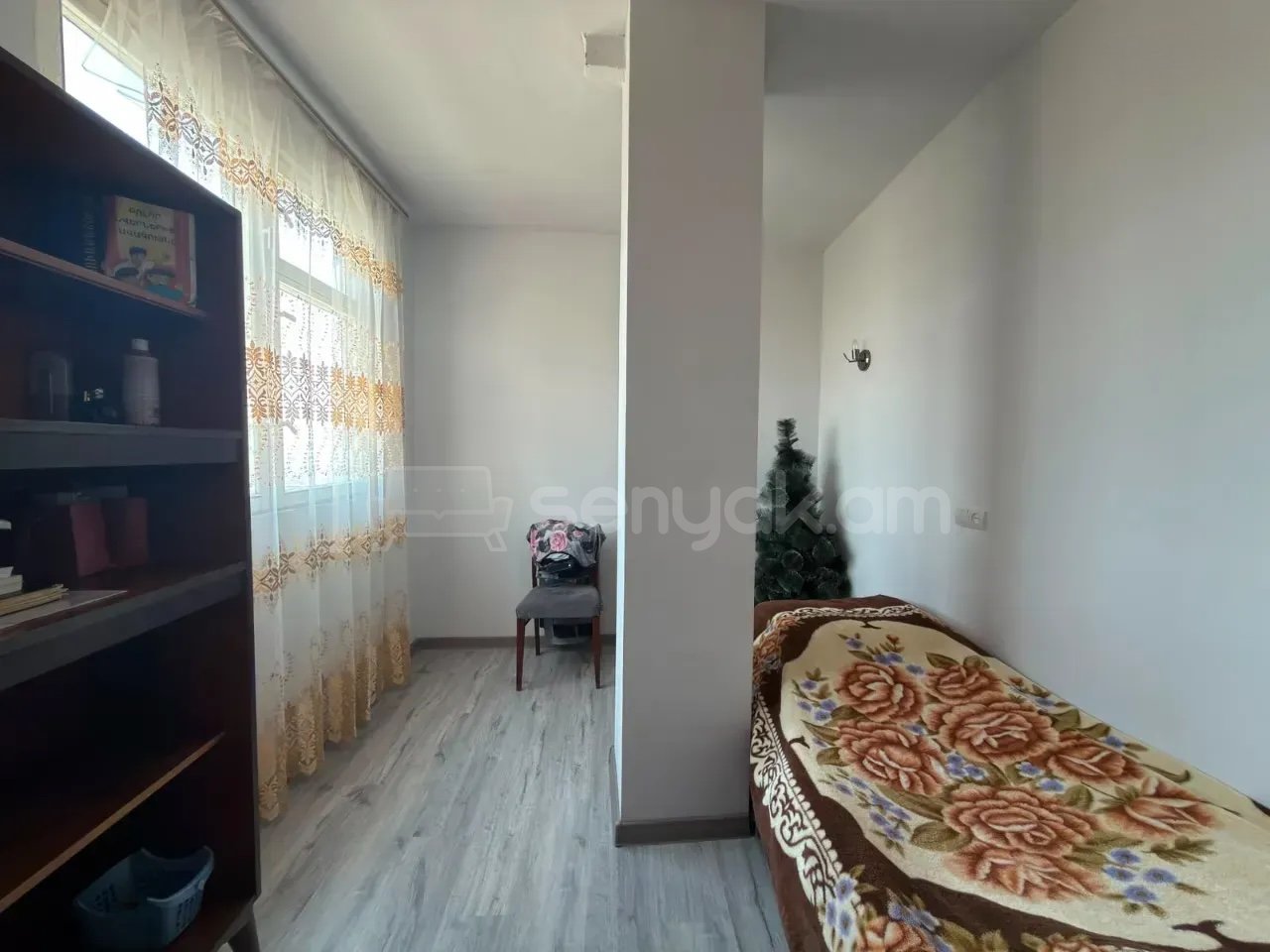 3 Սենյականոց Բնակարան, 70քմ, 12/12 հարկ, Նորմալ Վիճակում