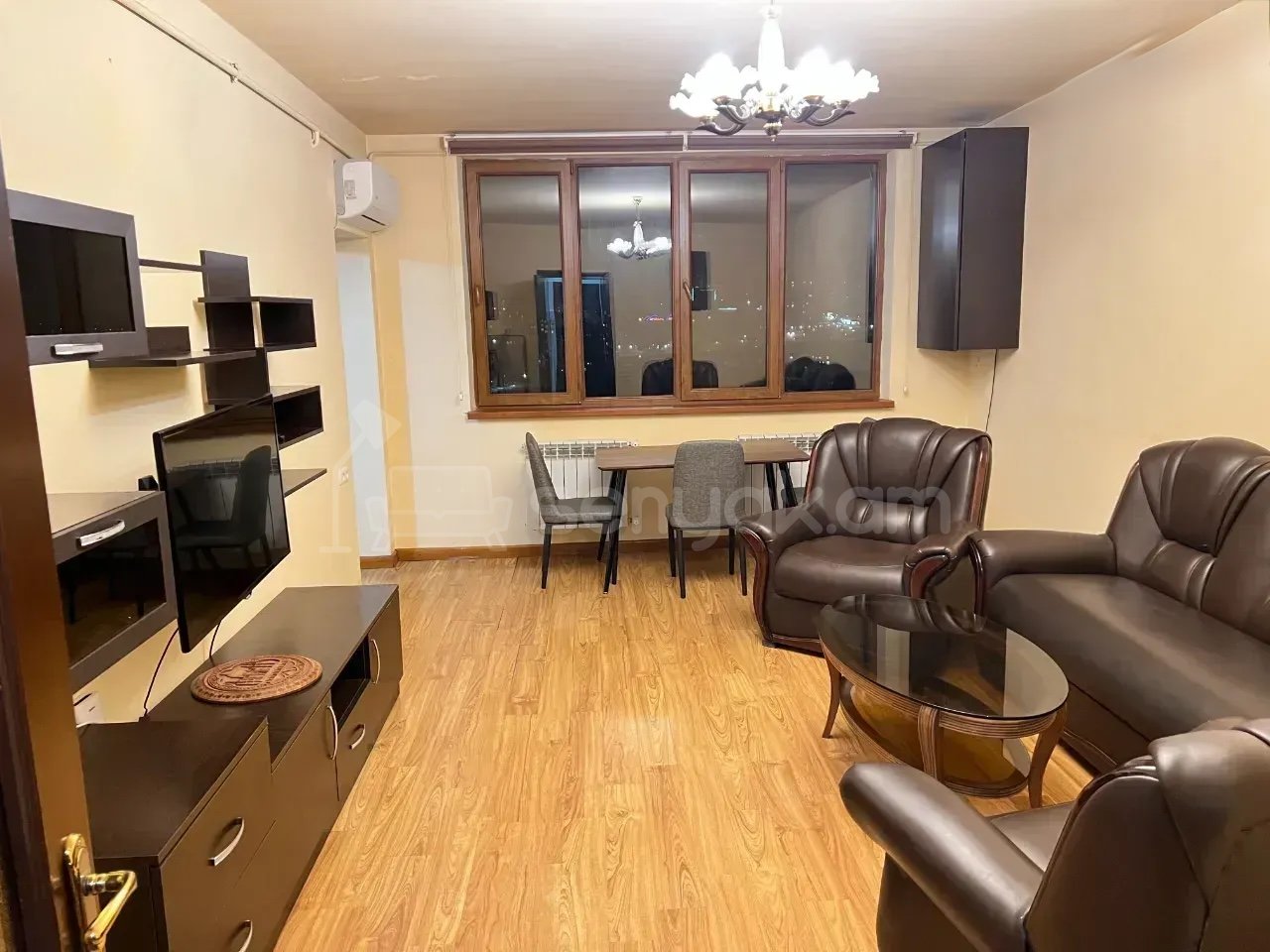 2 Սենյականոց Բնակարան, 51քմ, 8/8 հարկ, Կապիտալ Վերանորոգված