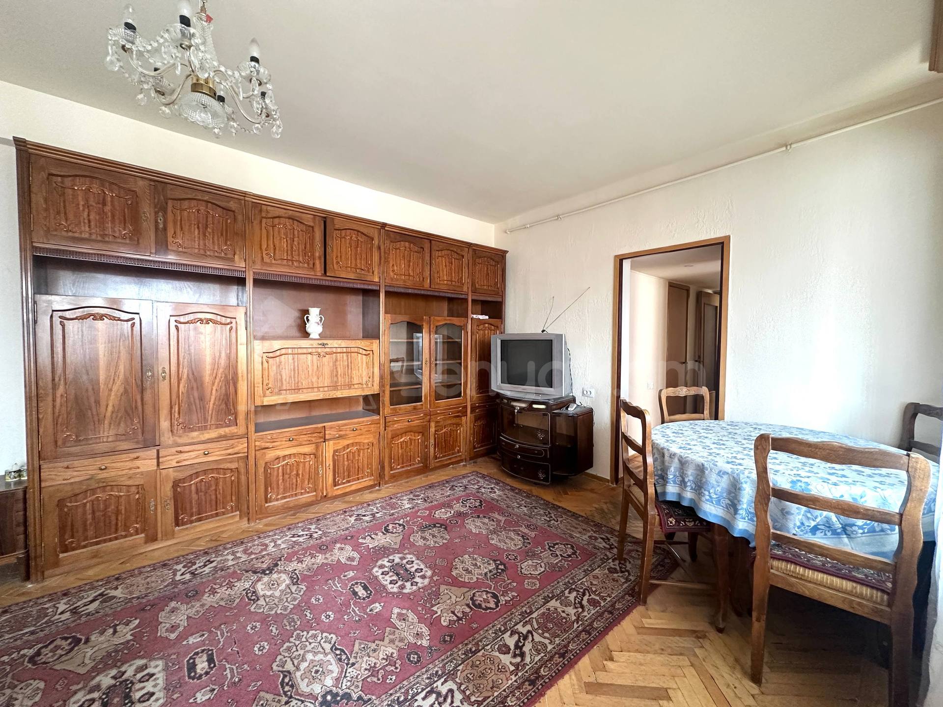3 Սենյականոց Բնակարան, 74քմ, 8/9 հարկ, Նորմալ Վիճակում
