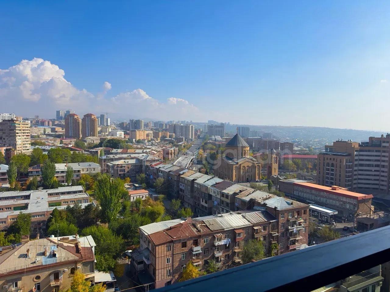 2 Սենյականոց Բնակարան Նորակառույցում, 73քմ, 13/18 հարկ, Կապիտալ Վերանորոգված