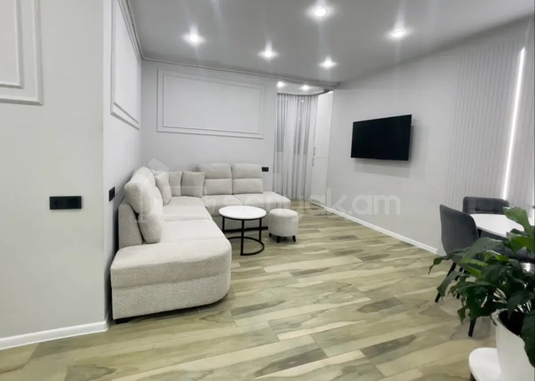 2 Սենյականոց Բնակարան, 46քմ, 13/16 հարկ, Կապիտալ Վերանորոգված