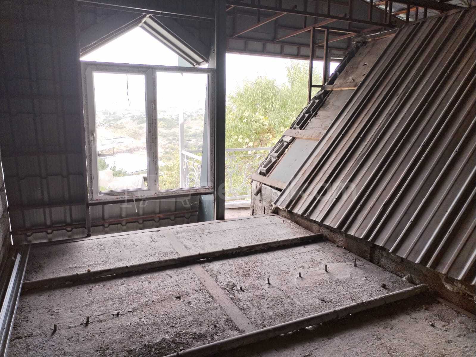5 Սենյականոց Սեփական Տուն, 136քմ, Նորմալ Վիճակում
