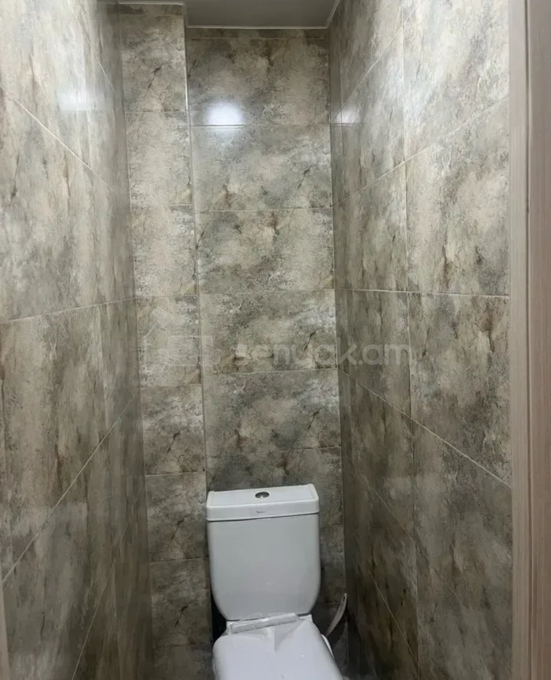 3 Սենյականոց Բնակարան Քարե Շենքում, 83քմ, 5/5 հարկ, Կապիտալ Վերանորոգված