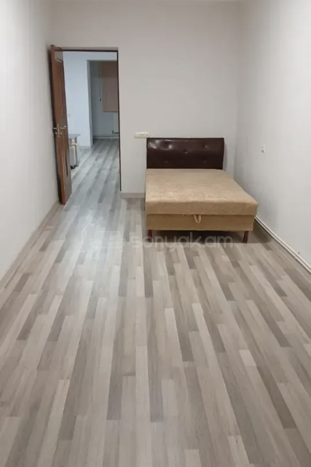2 Սենյականոց Բնակարան Քարե Շենքում, 65քմ, 1/5 հարկ, Կապիտալ Վերանորոգված, Կահավորված, Արևկող