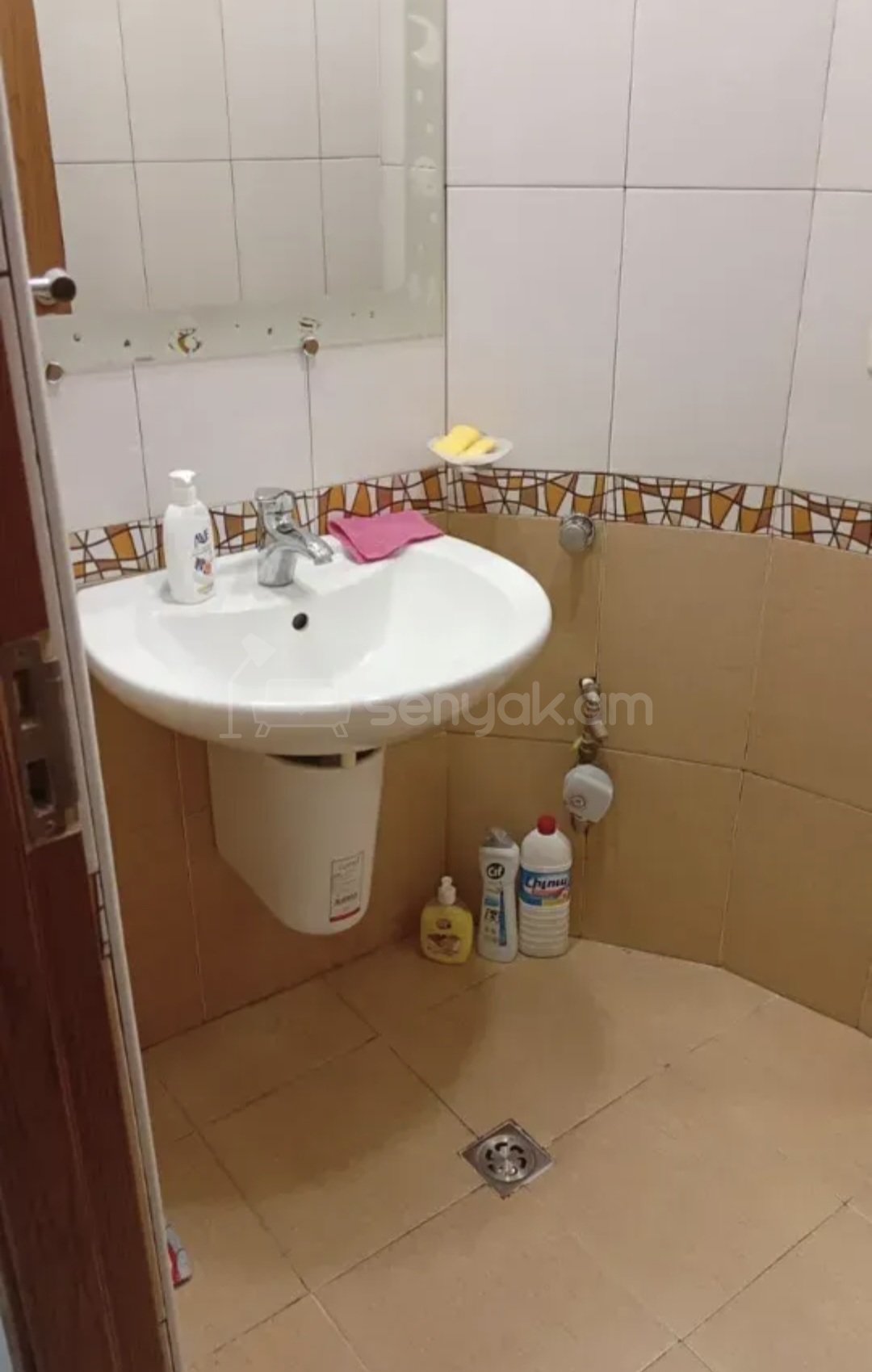 2 Սենյականոց Բնակարան Քարե Շենքում, 65քմ, 1/5 հարկ, Կապիտալ Վերանորոգված, Կահավորված, Արևկող
