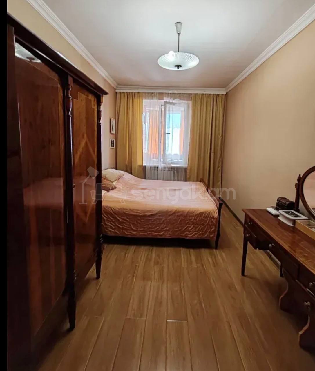 3 Սենյականոց Բնակարան Քարե Շենքում, 76քմ, 3/5 հարկ, Կապիտալ Վերանորոգված