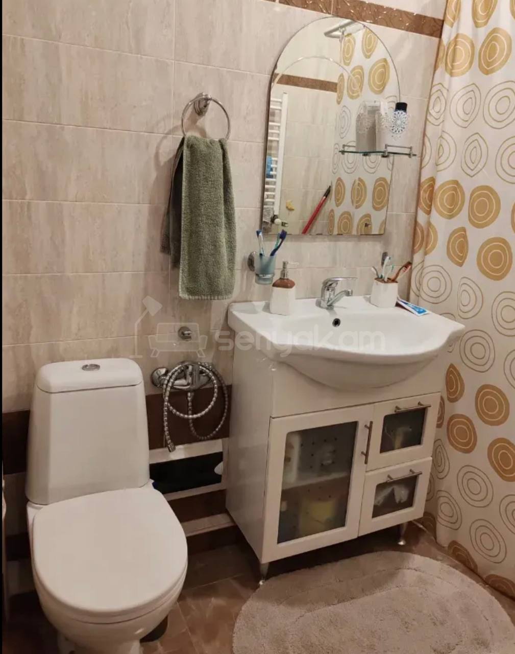 3 Սենյականոց Բնակարան Քարե Շենքում, 76քմ, 3/5 հարկ, Կապիտալ Վերանորոգված
