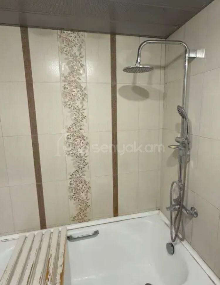 3 Սենյականոց Բնակարան, 92քմ, 10/10 հարկ, Կոսմետիկ Վերանորոգված