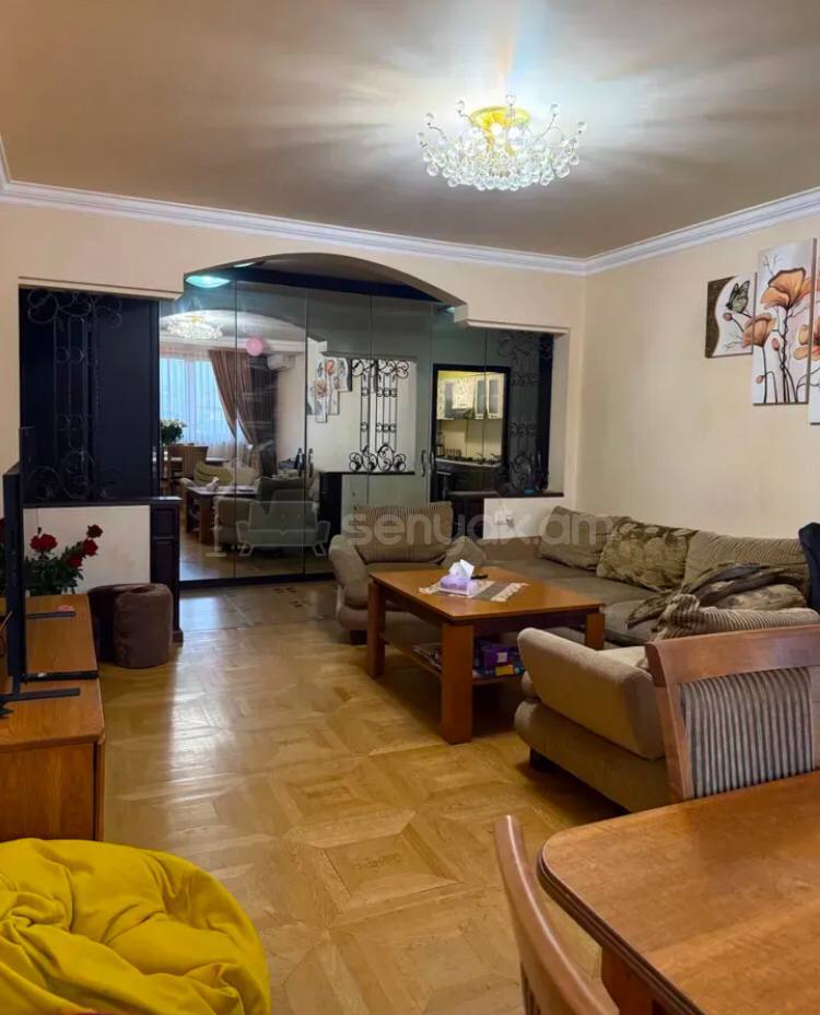 3 Սենյականոց Բնակարան, 92քմ, 10/10 հարկ, Կոսմետիկ Վերանորոգված