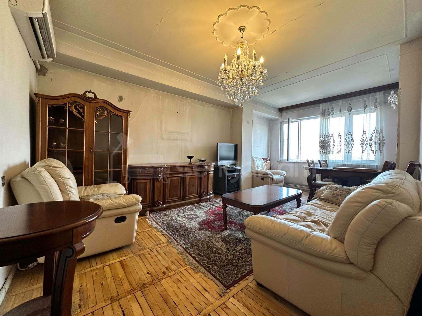 2 Սենյականոց Բնակարան, 61քմ, 7/9 հարկ, Նորմալ Վիճակում