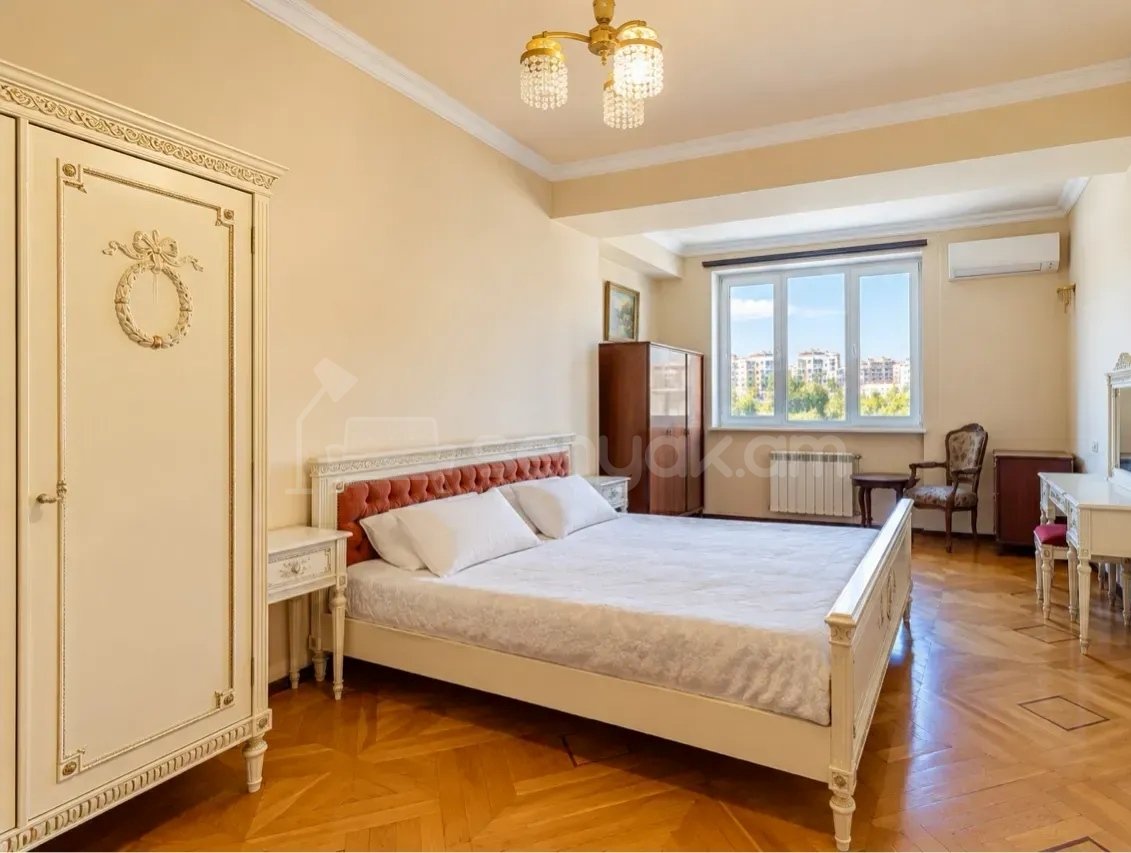 4 Սենյականոց Բնակարան, 120քմ, 6/16 հարկ, Կապիտալ Վերանորոգված, Կահավորված, Արևկող