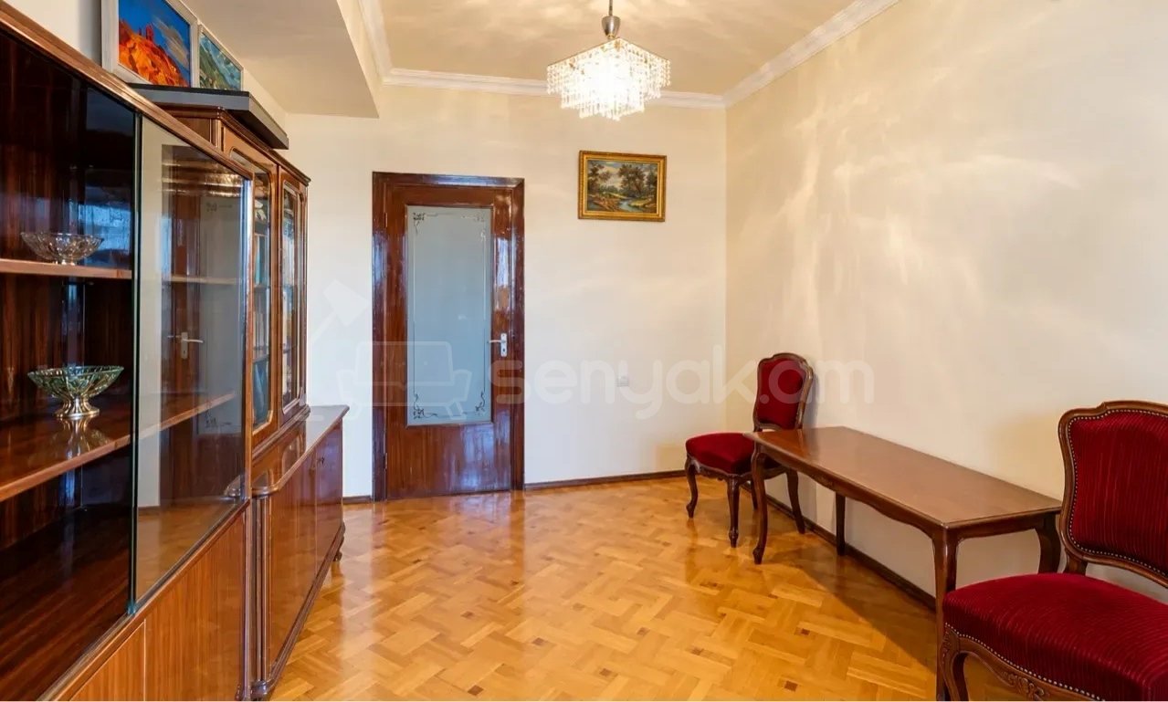 4 Սենյականոց Բնակարան, 120քմ, 6/16 հարկ, Կապիտալ Վերանորոգված, Կահավորված, Արևկող