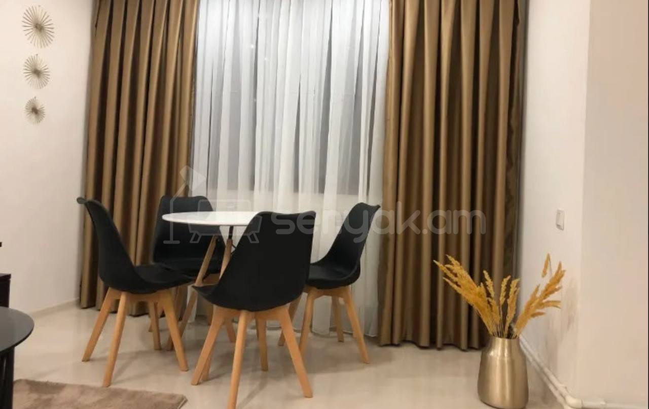 2 Սենյականոց Բնակարան Քարե Շենքում, 40քմ, 2/5 հարկ, Կապիտալ Վերանորոգված, Կահավորված, Արևկող