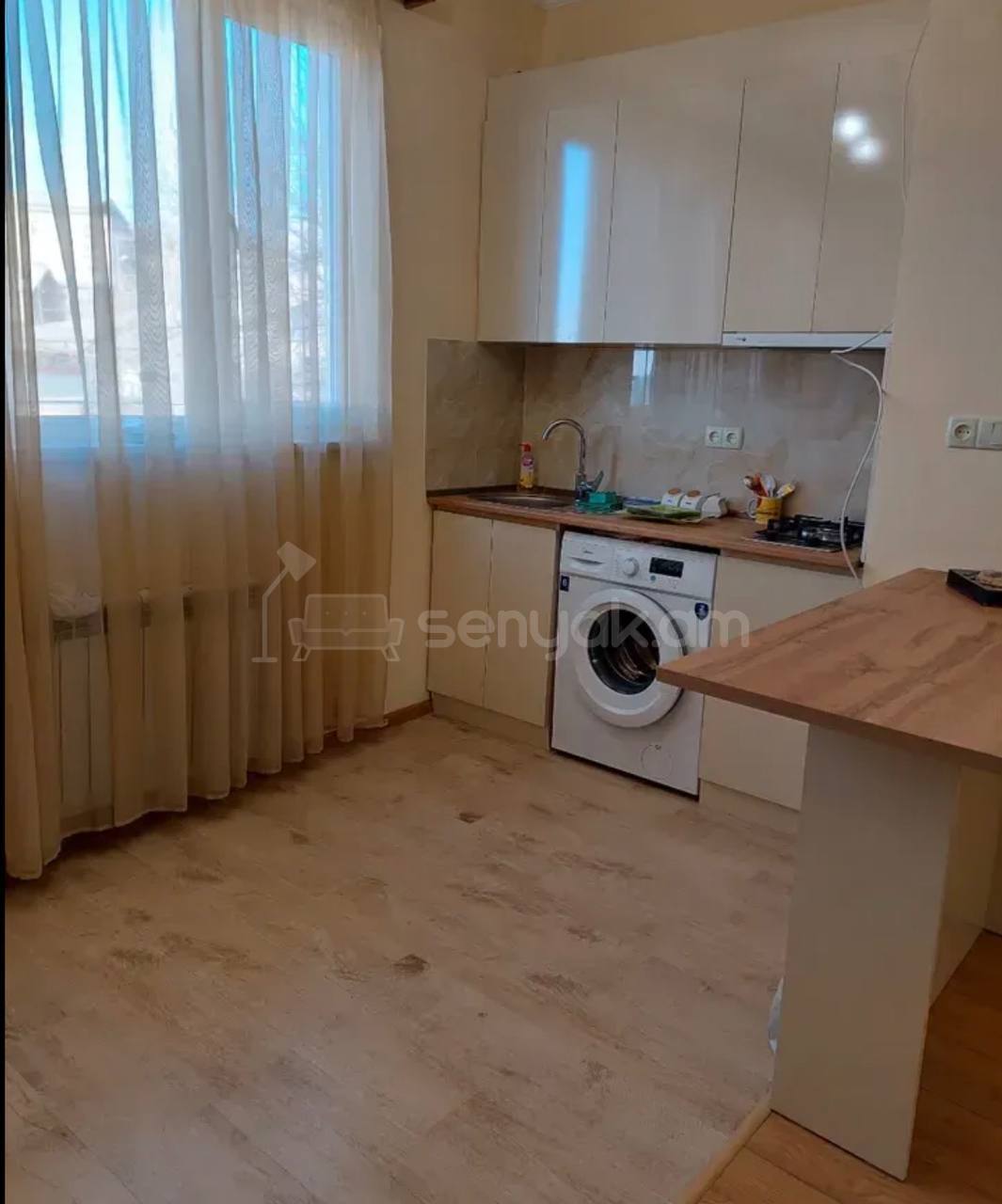 3 Սենյականոց Բնակարան, 75քմ, 2/9 հարկ, Կապիտալ Վերանորոգված, Կահավորված, Արևկող