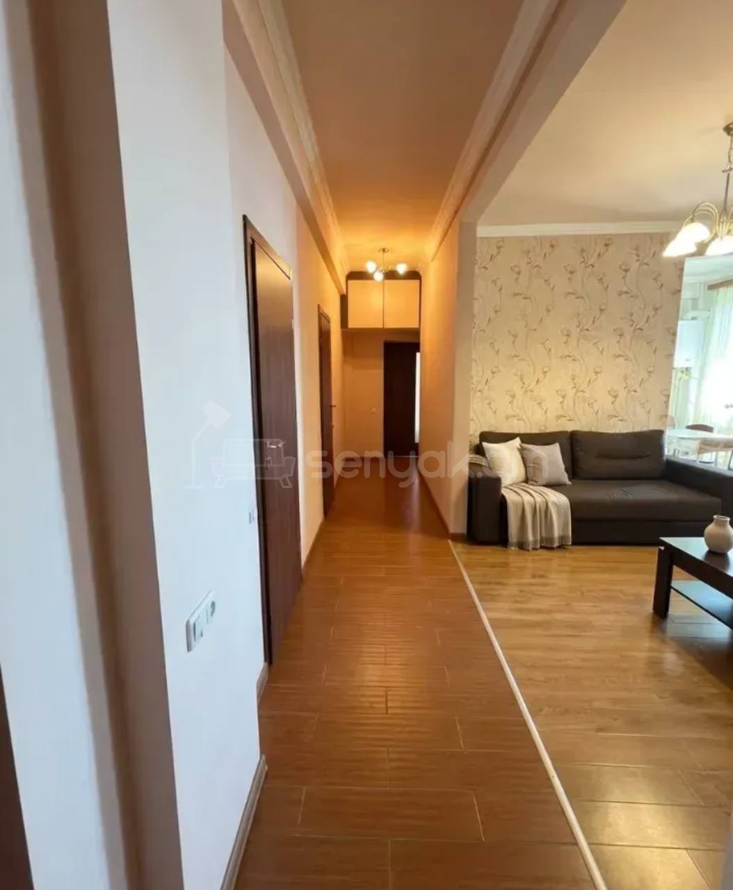 3 Սենյականոց Բնակարան, 90քմ, 10/13 հարկ, Կապիտալ Վերանորոգված