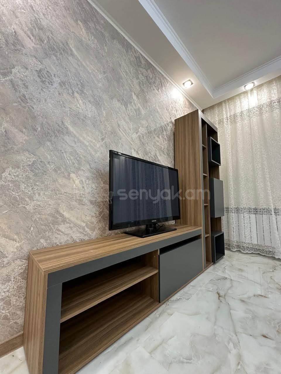2 Սենյականոց Բնակարան Նորակառույցում, 57քմ, 10/14 հարկ, Կապիտալ Վերանորոգված, Կահավորված, Արևկող