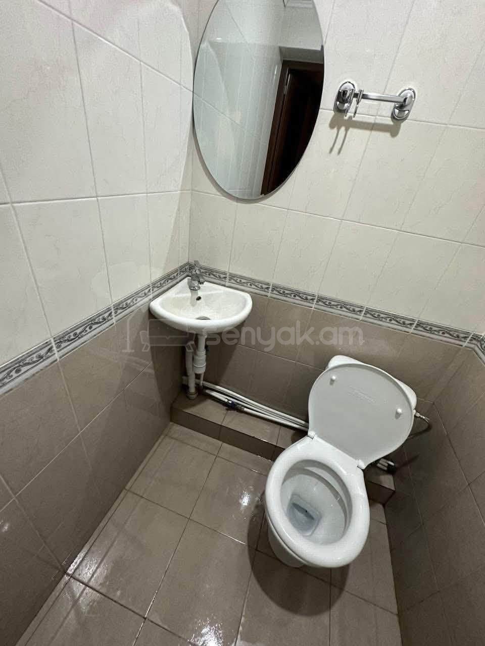 2 Սենյականոց Բնակարան, 62քմ, 7/9 հարկ, Կապիտալ Վերանորոգված, Կահավորված, Արևկող