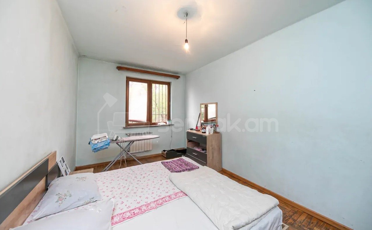 3 Սենյականոց Բնակարան Քարե Շենքում, 92քմ, 1/7 հարկ, Կոսմետիկ Վերանորոգված