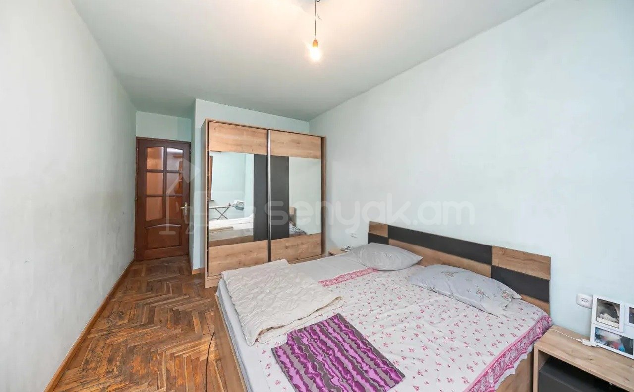 3 Սենյականոց Բնակարան Քարե Շենքում, 92քմ, 1/7 հարկ, Կոսմետիկ Վերանորոգված
