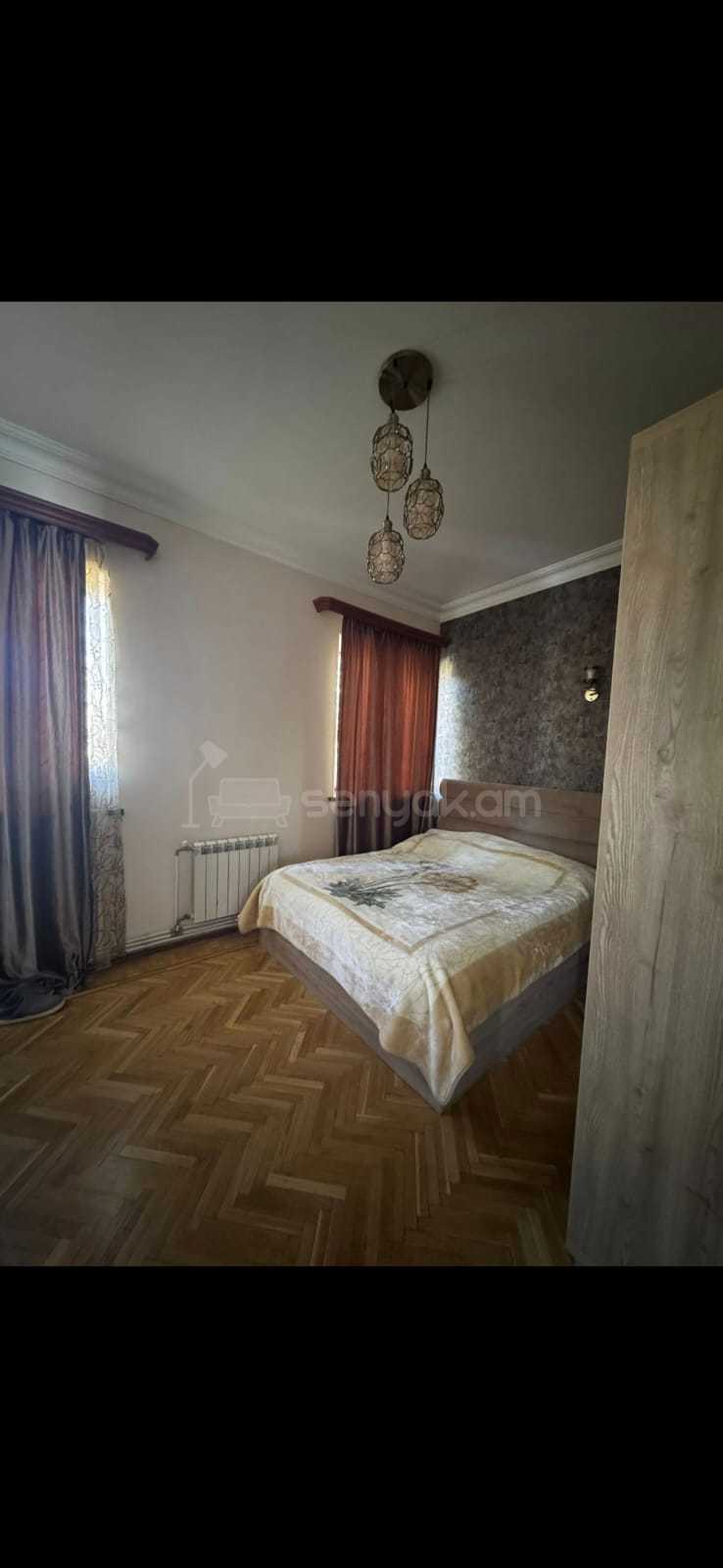 5 Սենյականոց Սեփական Տուն, 200քմ, Նորմալ Վիճակում, Կահավորված